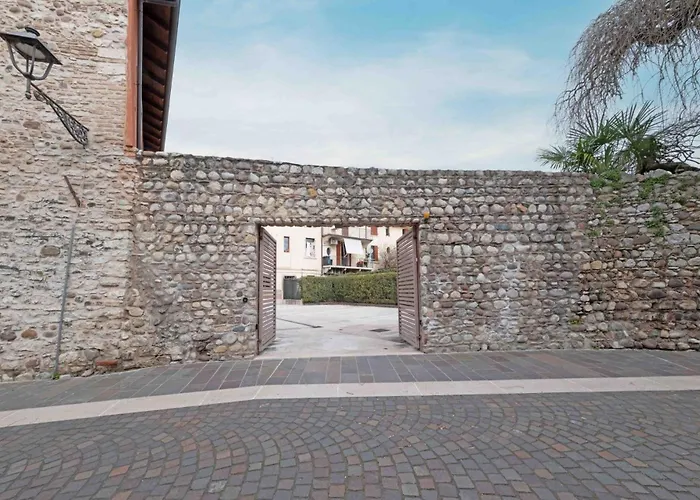 Apartmentsgarda - Borgo Garibaldi Lejlighed *